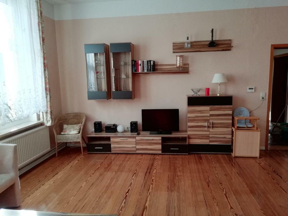 Ferienwohnung Am Torbogen Nr.2 Люббенау Экстерьер фото